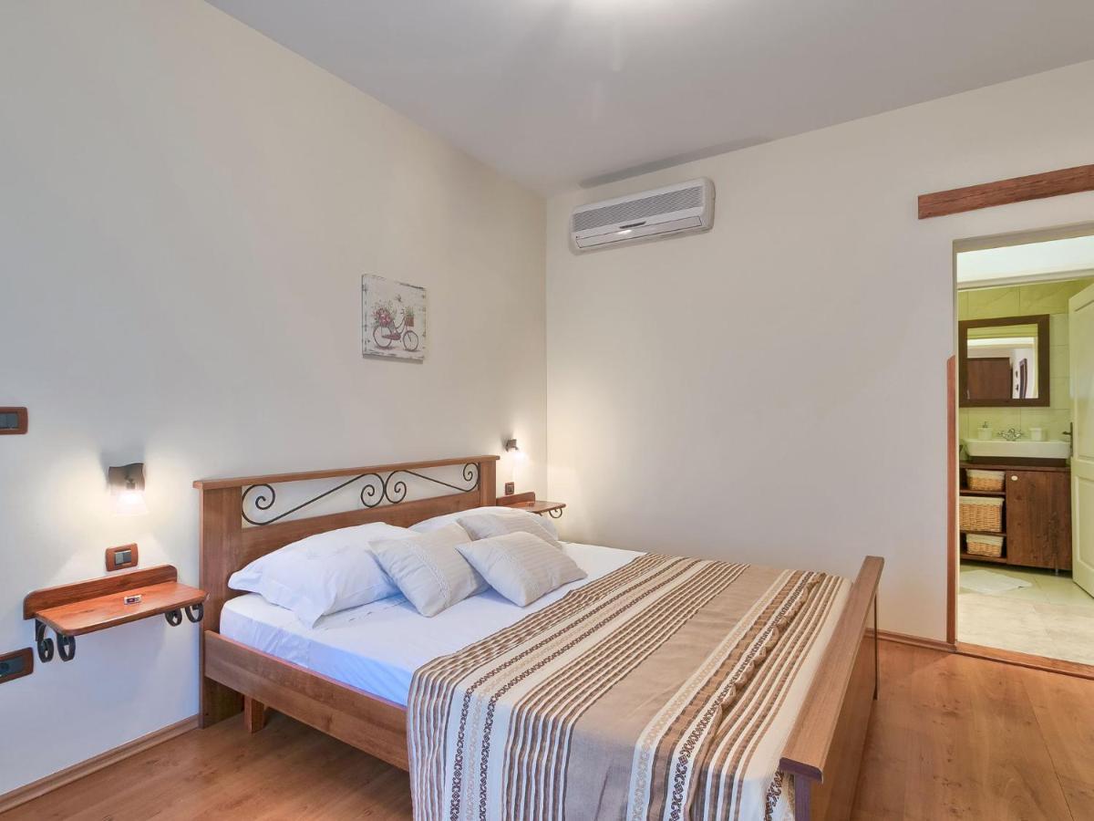Apartment Sani-1 By Interhome Pjescana Uvala Dış mekan fotoğraf